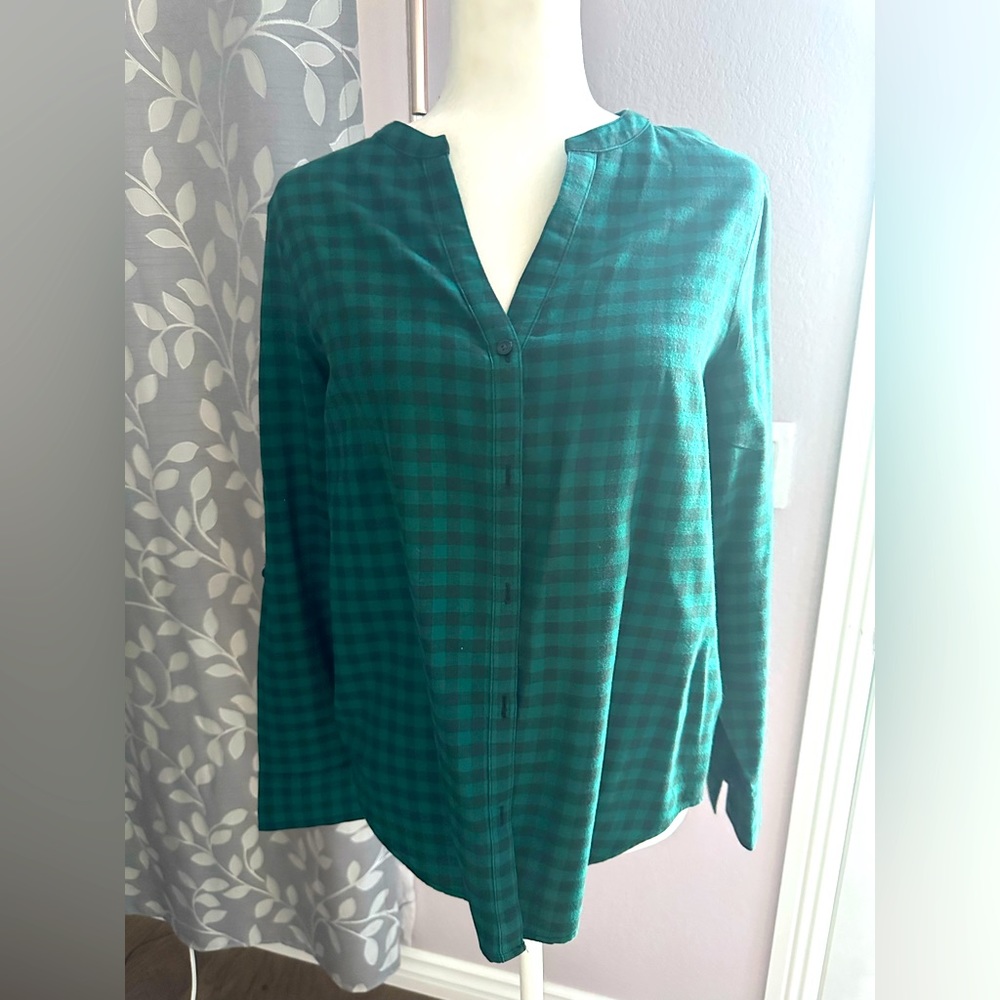 Green and black checkered button down shirt Calvin Klein size Small